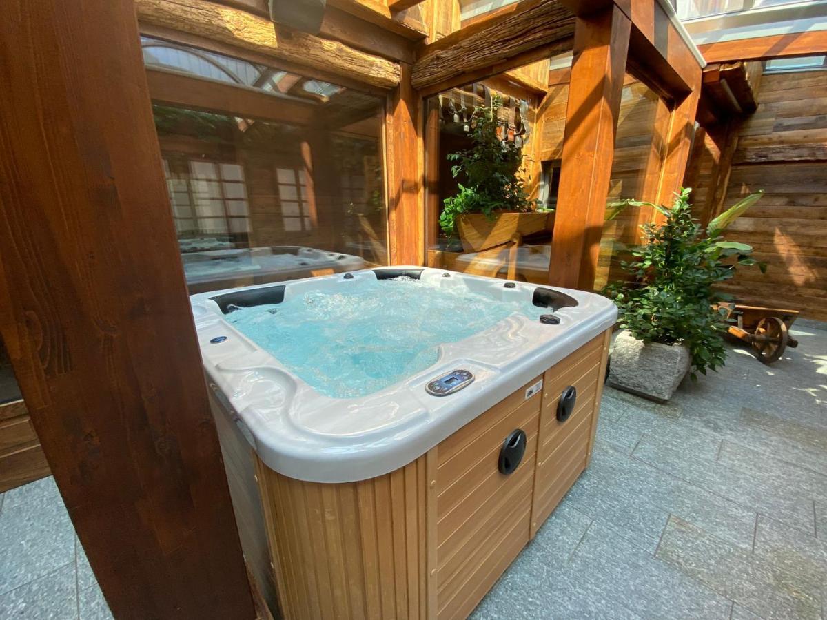 Cafe Quinson Relais De Charme Hotel Морже Екстериор снимка